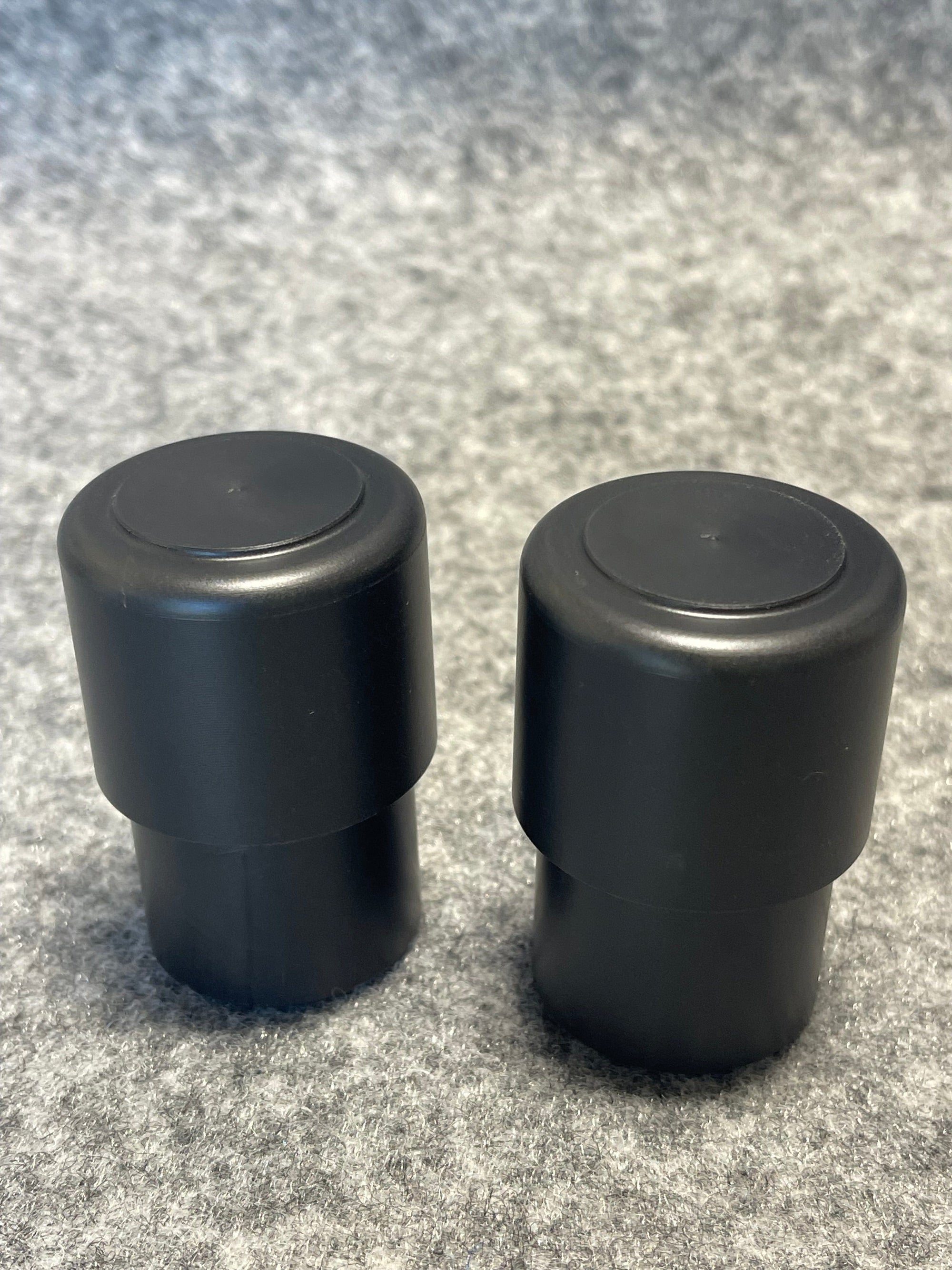 Racing 905 cage sliders