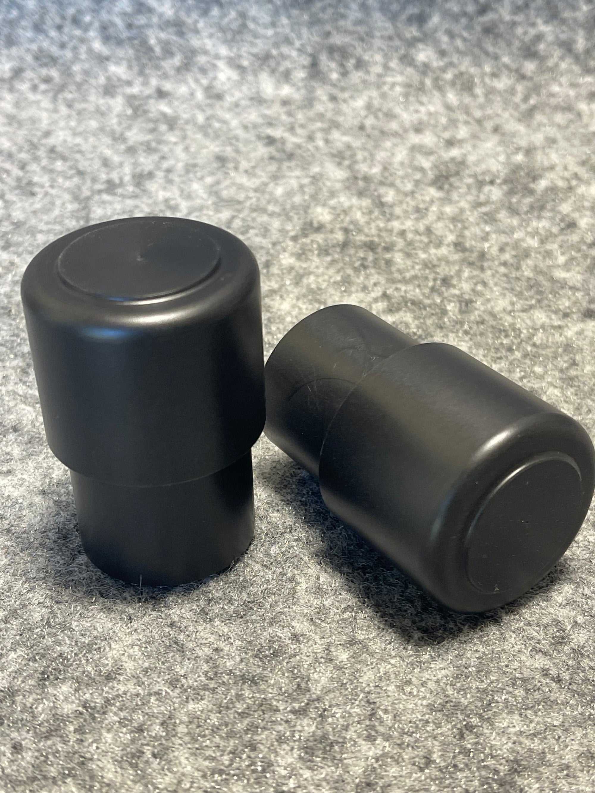 Racing 905 black Delrin sliders