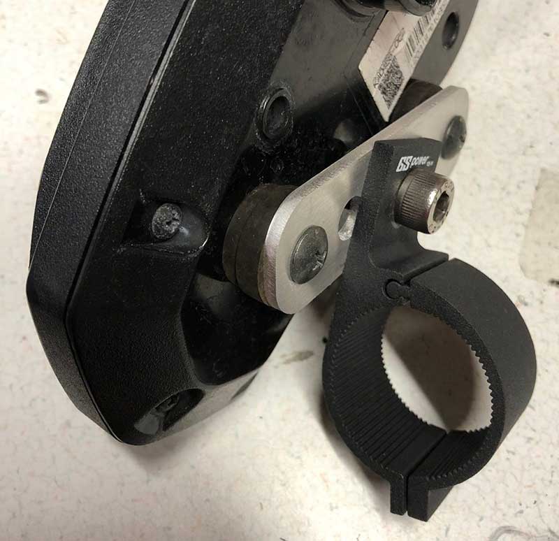 ZX6R speedometer mount