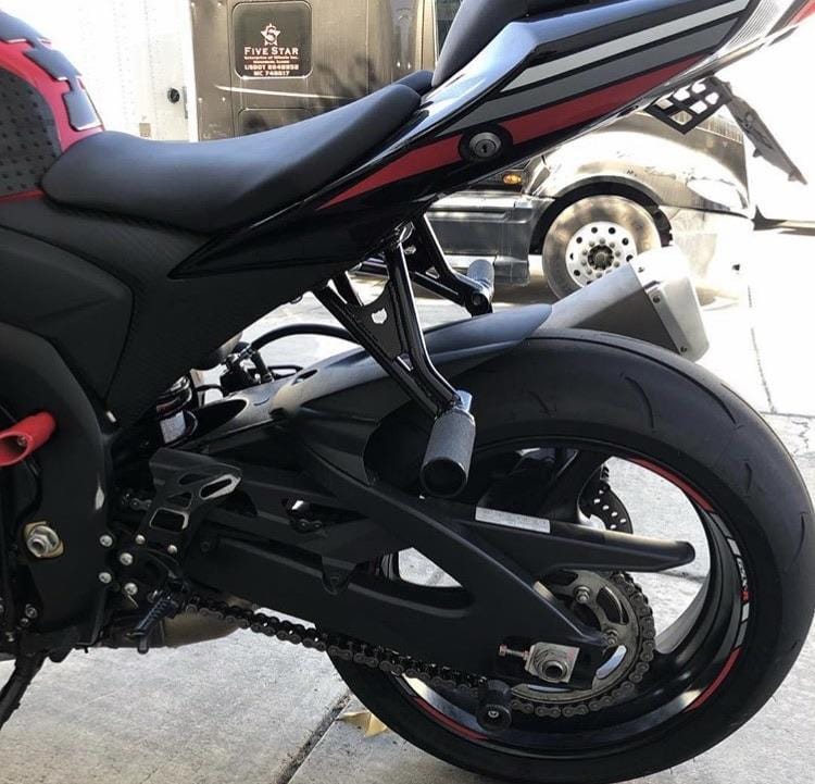 gixxer 1000 1k subcage Racing 905 red black stunt pegs