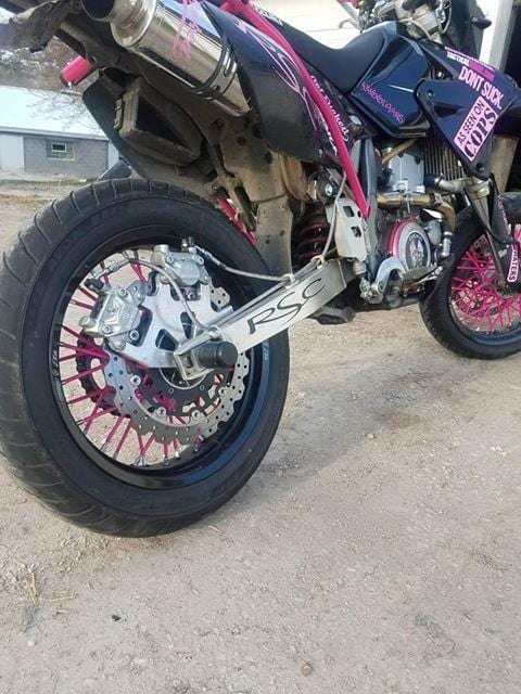 rear axle sliders Suzuki DRZ400 supermoto