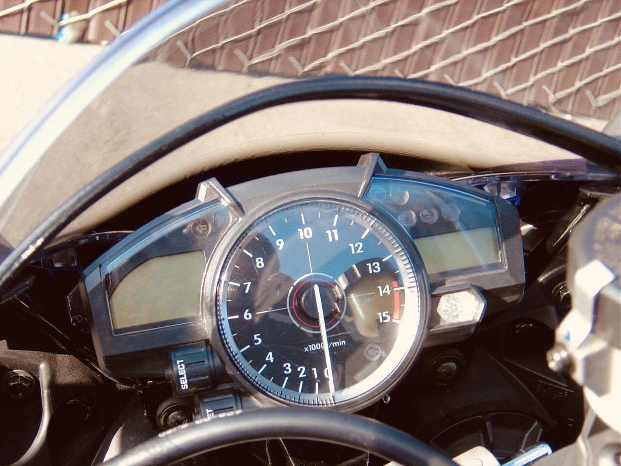 Racing 905 stunt stay for Suzuki GSXR GSX-R 600 750 stealthstay