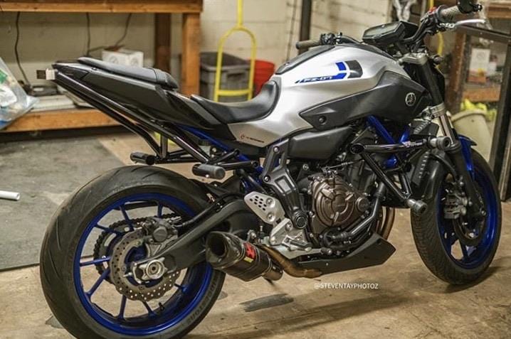 new breed stunt cage shock absorbing Yamaha MT07 FZ07