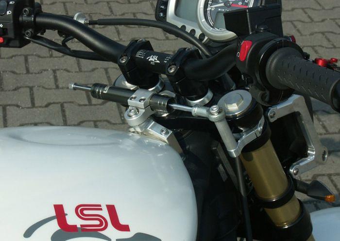 Ohlins style steering damper for Triumph Speed Triple LSL ABM Spiegler